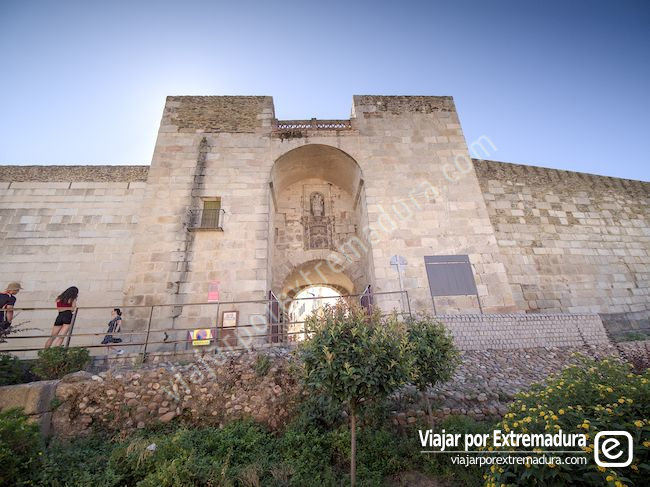 Puerta de la Guía