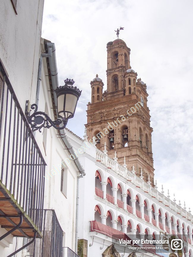 Torre de la iglesia de la Granada