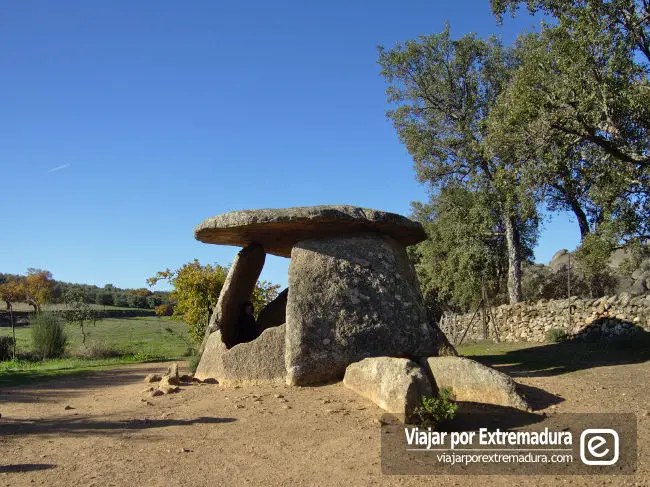 Turismo cultural en Extremadura. Dolmenes de Valencia de Alcántara