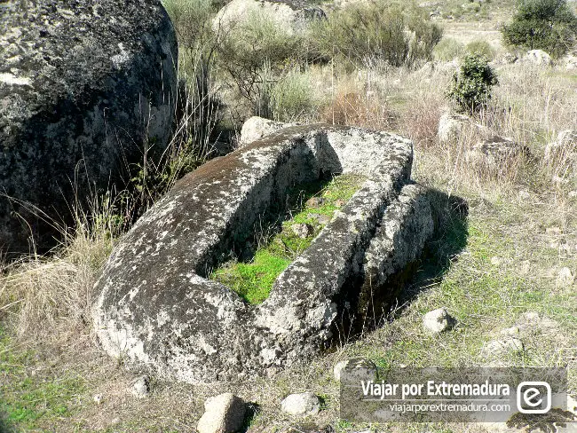 Turismo cultural en Extremadura. Prehistoria. Tumbas en Barruecos