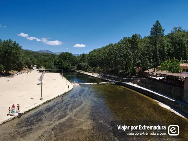 Piscina natural El Lago de Jaraíz de la Vera (Garganta de Pedro Chate)