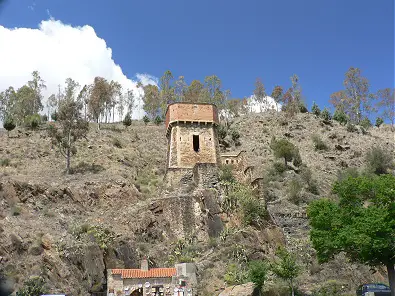 Torre del Oro del Puente de Alcántara.