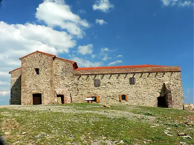 Monasterio de Tentudía - Viajar por Extremadura