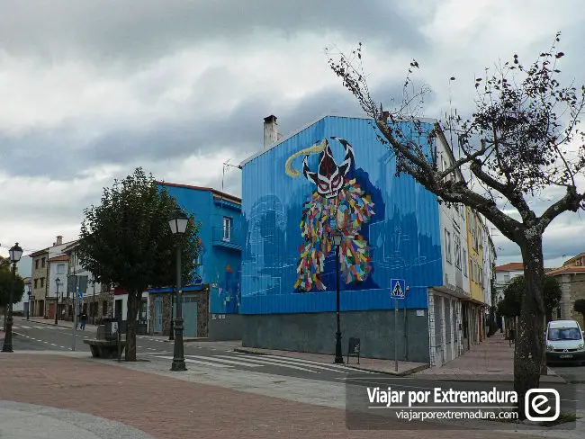 Valle del Jerte. Piornal fachadas decoradas con murales