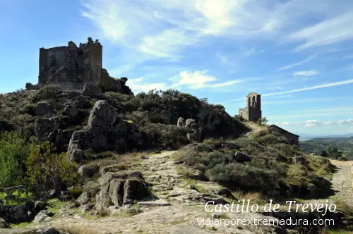 Castillo de Trevejo. Sierra de Gata. Extremadura