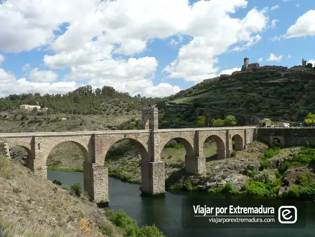 Turismo en Extremadura. Legado romano. Puente romano de Alcántara