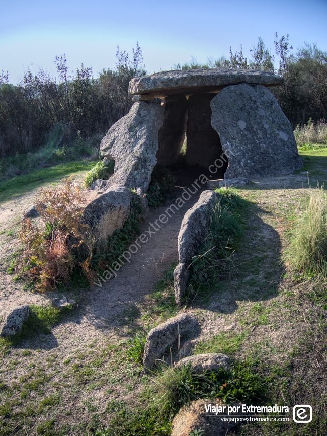 Entrada y cámara de Cajirón II