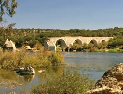 Corredor fluvial Río Guadiana - Puente Ajuda. Viajar por Extremadura